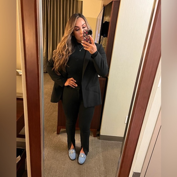 HEY IM LIVE ! 🩵🩵🩵🩵 - Picture 9 of 10